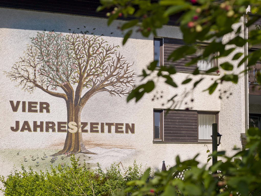 Hotel Garni Vier Jahreszeiten Bad Füssing Exterior foto