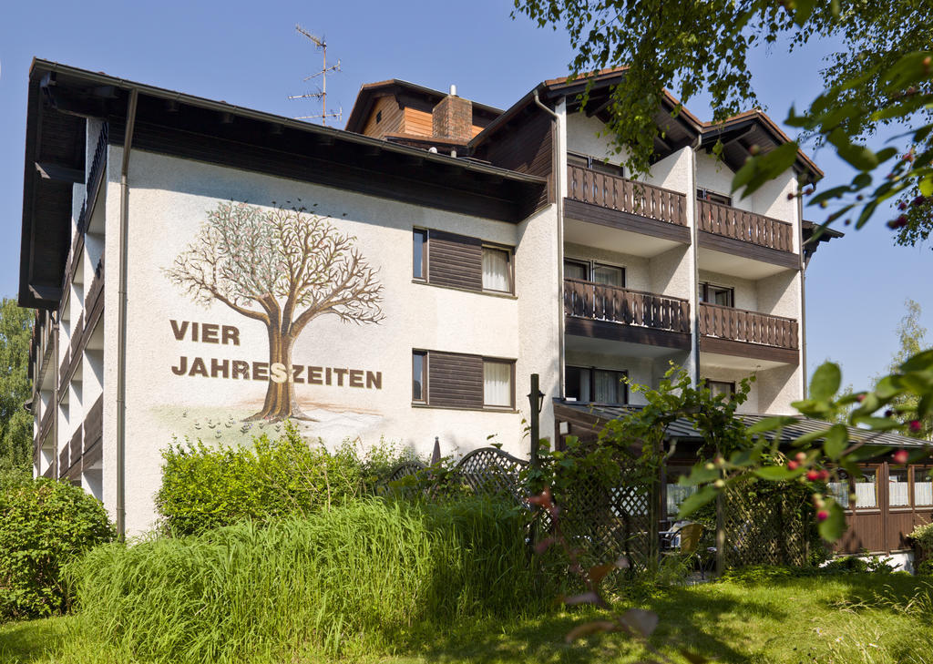 Hotel Garni Vier Jahreszeiten Bad Füssing Exterior foto